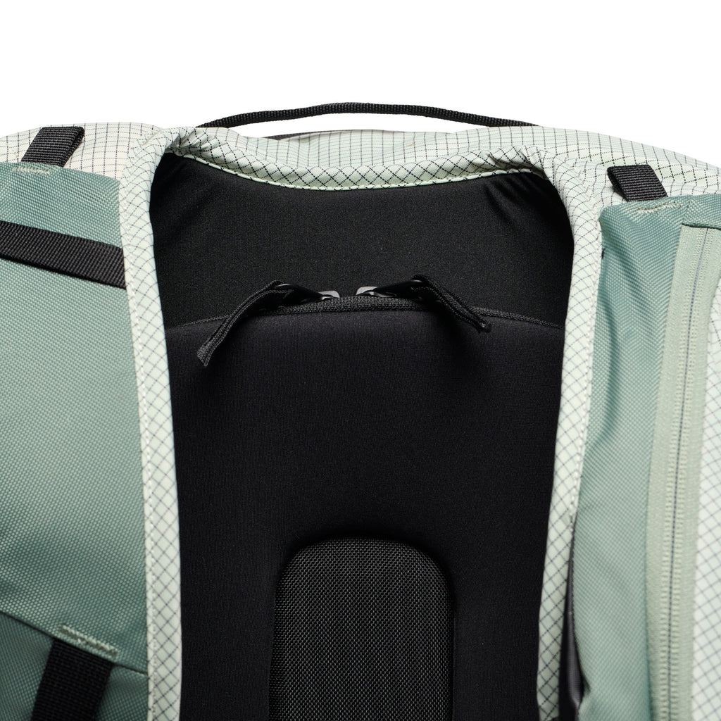 Dawn Patrol 25 Backpack